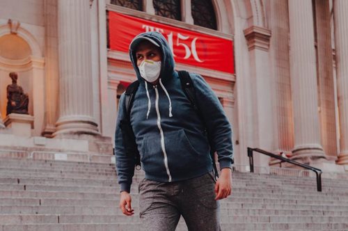 Mία ιστορική στιγμή σε μία πόλη που υπέφερε: Aνοίγει ξανά το Μet της Νέας Υόρκης μετά από 6 μήνες