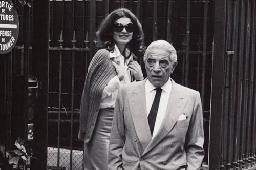 Πουλήθηκε το ύπερπολυτελές διαμέρισμα του Αριστοτέλη Ωνάση στο Λονδίνο: Το λάτρευε η Τζάκι Κένεντι