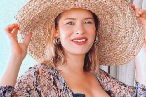 «Και ναι, έχω την κοιλίτσα μου ακόμα και όχι δεν το ντρέπομαι»