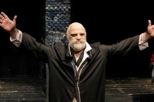 Έφυγε από τη ζωή ο σπουδαίος θεατράνθρωπος, ηθοποιός, σκηνοθέτης και μεταφραστής Γιώργος Βούρος