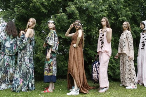 Οι 10 μεγαλύτερες τάσεις της μόδας για τη σεζόν Φθινόπωρο/Χειμώνας 20-21