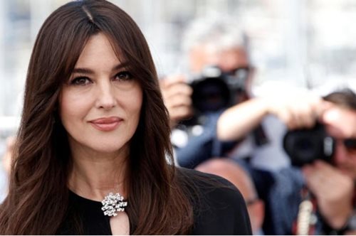 Η Μπελούτσι σε λίγες μέρες φτάνει στην Ελλάδα