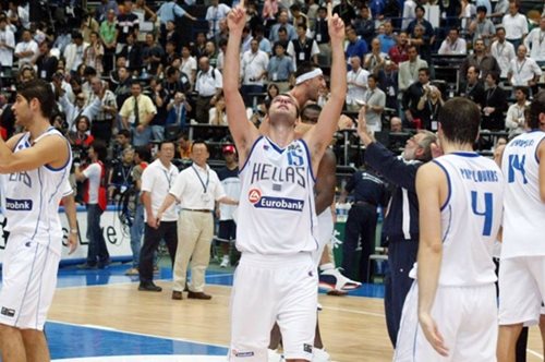 Η ημέρα που άλλαξε το μπάσκετ: Πριν από 13 χρόνια η Εθνική Ελλάδος κάνει τη μεγαλύτερη νίκη της
