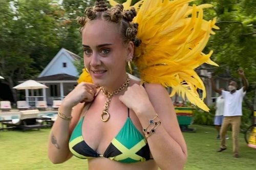 Πολιτισμική οικειοποίηση: Το «ατόπημα» στο οποίο υπέπεσε η Αντέλ (και πολλοί οίκοι μόδας)