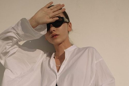 «7 κομμάτια που αγόρασα για την εγκυμοσύνη μου και, δύο χρόνια μετά, δεν έχω σταματήσει να φοράω»