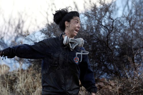 Η ηρωίδα της φωτιάς της Αναβύσσου: Ελληνίδα που πάλεψε με τις φλόγες έγινε γνωστή σε όλο τον κόσμο