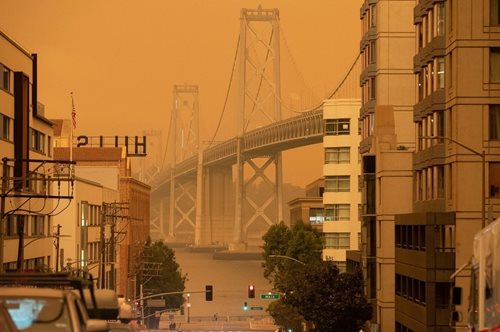 Αυτή είναι η εικόνα του 2020: Στο Σαν Φρανσίσκο δεν ξημέρωσε ποτέ. Φωτιές παντού στην Καλιφόρνια