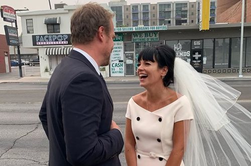 Θάνατος του παιδιού της, ναρκωτικά, κατάθλιψη, βουλιμία: Το τραγικό παρελθόν της Λίλυ Άλλεν