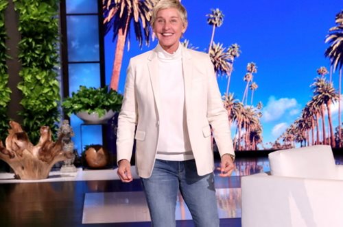 «Αναλαμβάνω εγώ όλη την ευθύνη»: H συγγνώμη της Έλεν ΝτεΤζένερις στην πρεμιέρα της εκπομπής της