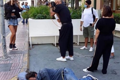 Πέσαμε από τα σύννεφα που ο Σκουλός αδιαφόρησε για τον άστεγο; 