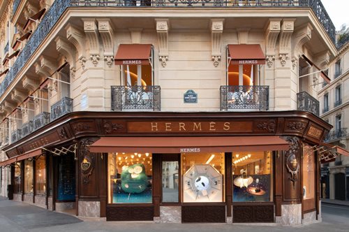 Τις έφτιαχναν στο σπίτι: Πρώην εργαζόμενοι του οίκου Hermès κατασκεύαζαν «μαϊμού» τσάντες Birkin