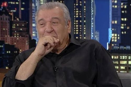 «Τα καλοκαίρια στο εξοχικό μας στο Πόρτο Γερμενό είναι από τις πρώτες αναμνήσεις από τον θείο μου»