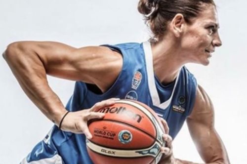 «Στο γυναικείο ΝΒΑ παίζαμε μπροστά σε 15.000 κόσμο να φωνάζει 