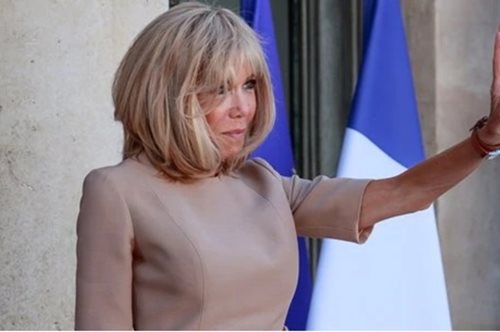 «Ήμουν αβοήθητη και τρομοκρατημένη όταν έγινα μητέρα στα 21»