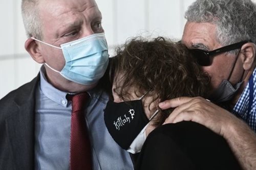 Ιστορική απόφαση: Ένοχοι για εγκληματική οργάνωση οι ηγέτες της Χρυσής Αυγής