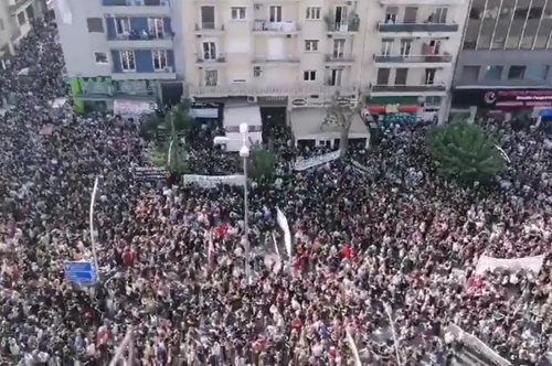 Το βίντεο της συγκλονιστικής στιγμής που ανακοινώνεται η απόφαση: Ιστορική κραυγή θριάμβου