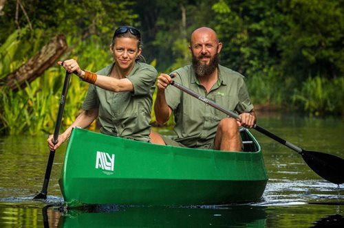 Μαχαιρώθηκε δέκα φορές. Όχι απλώς επέζησε, αλλά αποφάσισε να σώσει τον πλανήτη