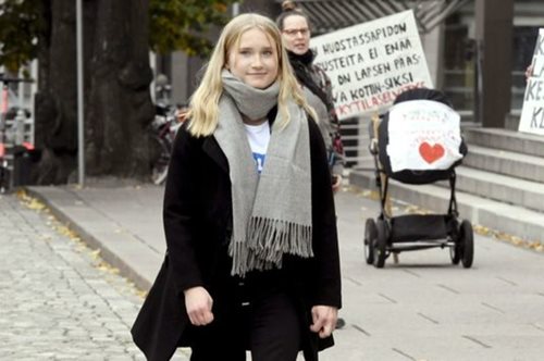 Πρωθυπουργός για μία μέρα: Μία 16χρονη μαθήτρια στη Φιλανδία ανέλαβε καθήκοντα πρωθυπουργού