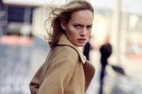 Νοσταλγία ώρα μηδέν: Tα Zara μόλις κυκλοφόρησαν ξανά τα ρούχα τους από τις δεκαετίες 90's και 00's