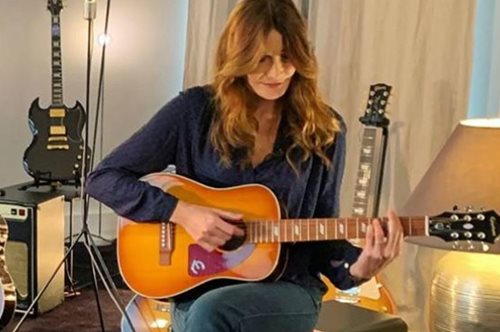 «Τη δεύτερη φορά πήγαμε σπίτι και κάναμε έρωτα»: Η Κάρλα Μπρούνι μιλάει για τον Νικολά Σαρκοζί