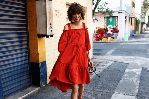 Κοστίζει 19.99 ευρώ και είναι το μόνο φόρεμα που χρειάζεστε για το καλοκαίρι