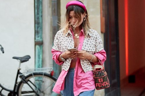 Τα 3 κοινά χαρακτηριστικά που θα έχουν όλα τα τζιν παντελόνια μας το 2021 