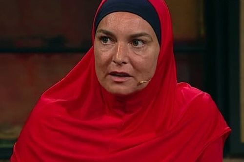 «Τις τελευταίες μέρες δεν έχω τίποτα να φάω γιατί φοβάμαι να βγω στα μαγαζιά. Πεινάω».