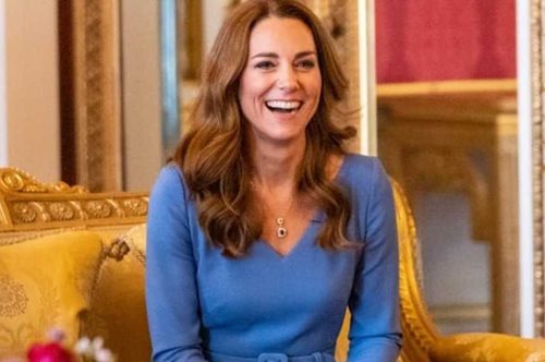 Το παλτό της Κέιτ Μίντλετον αποδεικνύει πως αυτό το φωτεινό χρώμα δεν είναι μόνο για το καλοκαίρι