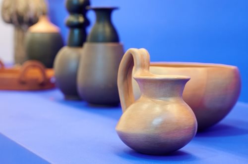 «Ένα χειροποίητο μπολ είναι σχεδόν ζωντανό. Λες και ο πηλός έχει μνήμη και κρατάει τα συναισθήματα»