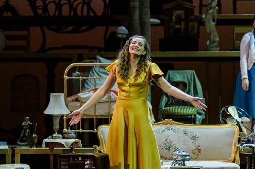 Ο στρόβιλος που λέγεται ζωή: Κυκλοφόρησε το επίσημο τρέιλερ για την παράσταση το Τρίτο Στεφάνι