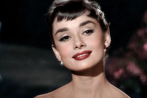 «Μια δια βίου μάχη με τα τραύματα του παρελθόντος της»