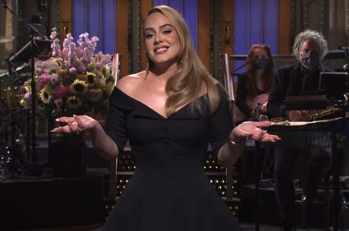 «Έπρεπε να ταξιδέψω χωρίς περιττά βάρη και ήρθα μόνο η μισή». Η πρώτη δημόσια εμφάνιση της Αντέλ