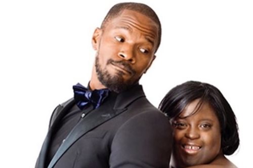 Η ιστορία της αδερφής του Τζέιμι Φοξ με σύνδρομο Down που μόλις πέθανε 36 ετών:«Γεννημένη χορεύτρια»