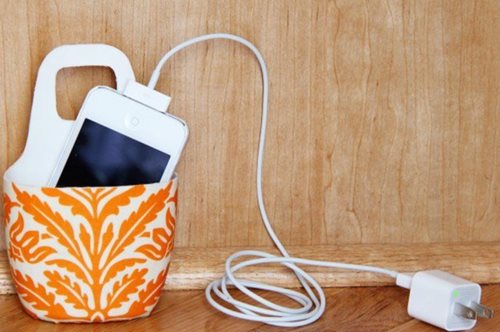 Πώς να φτιάξεις από ένα σαμπουάν θήκη φόρτισης για το κινητό σου