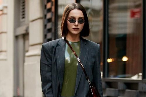 Θα τα φορέσει όλος ο πλανήτης: Αυτά τα «άχαρα» παπούτσια θα γίνουν ό,τι πιο δημοφιλές το 2021