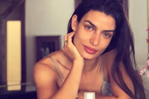 «Όταν τελείωσε το γύρισμα πήγα στο καμαρίνι μου, μπήκε μέσα και με φίλησε»