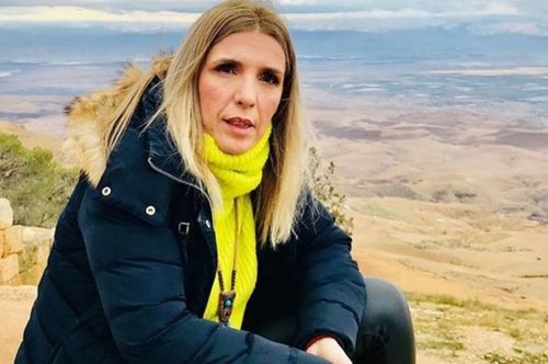 «Στιγμές που δε θυμάμαι αν είμαι άντρας ή γυναίκα.Κοιτώ τα χέρια μου και αντιλαμβάνομαι το φύλο μου»