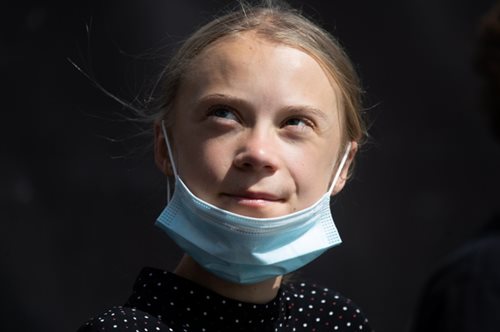 «Χαλάρωσε Ντόναλντ, ψυχραιμία»: Η Γκρέτα Τούνμπεργκ τρολάρει απίθανα τον Ντόναλντ Τραμπ 