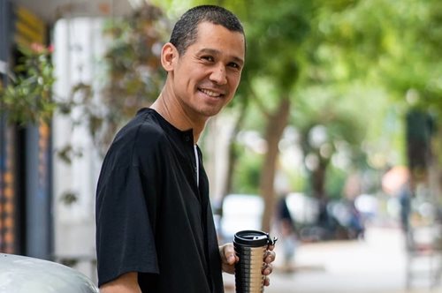 «Ομάδα που κερδίζει δεν αλλάζει»: H τρυφερή φωτογραφία του Σωτήρη Κοντιζά με τη νεογέννητη κόρη του