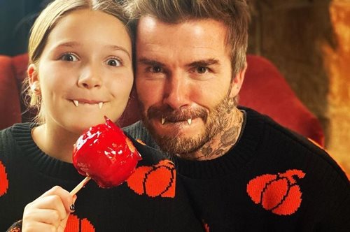 Για κάποιους τα Χριστούγεννα ήρθαν από τώρα: Ο Ντέιβιντ και η Χάρπερ Μπέκαμ ψήνουν μαζί μπισκότα