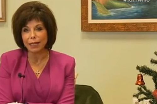 «Η μεγαλύτερή μου αγωνία ήταν ένα σεληνιακό μάγουλο»: Βούλα Πατουλίδου για τις πλαστικές επεμβάσεις