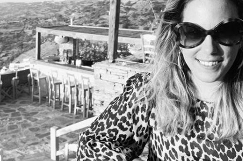 H Μαίρη Κατράντζου σχεδίασε τα δώρα που θα προσφέρει από δω και πέρα η Πρόεδρος της Δημοκρατίας