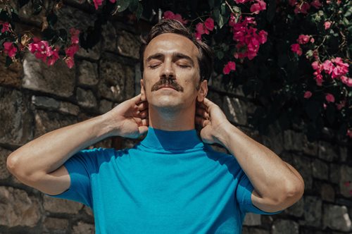 «Κάποιοι φίλοι λένε ότι είμαι ξινός αλλά σε μια καλή σχέση μπορεί να γίνω γλυκός σαν κουρκουμπίνι»