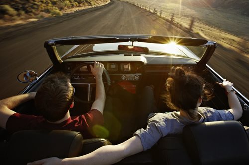 Οι γυναίκες κρύβονται πίσω από κάθε αντρική επιλογή αυτοκινήτου 