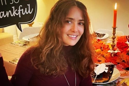 Το πλούσιο, πλήρες πρωινό της Σάλμα Χάγιεκ δεν υπακούει στους κανόνες της υγιεινής διατροφής