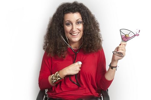 Ξορκίζουμε το κακό, υποδεχόμαστε το 2021. Με το χιούμορ της Βρανά σε νέα παράσταση live streaming 