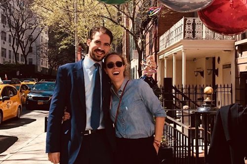 Πρώτες φωτογραφίες του μυστικού γάμου του πρίγκιπα Φίλιππου με τη Νίνα Φλορ: Υπέροχο νυφικό μπλέιζερ