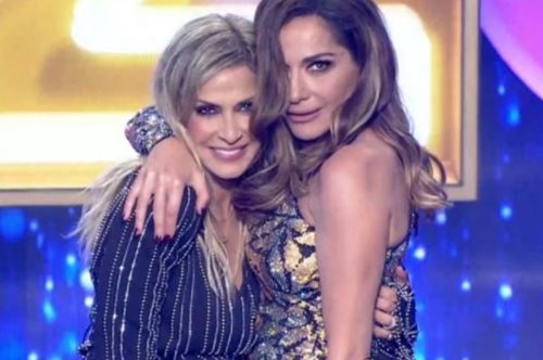 Ατμόσφαιρα ηλεκτρισμένη, αγκαλιές και υπονοούμενα: Άννα Βίσση και Δέσποινα Βανδή μαζί για πρώτη φορά