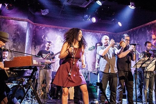 Μπρόντγουεϊ, Sugahspank!, DJ Palov: Φαντασμαγορική και μουσική παραμονή Πρωτοχρονιάς στο ΚΠΙΣΝ