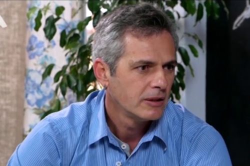 «Δεν ήταν επιλογή του γιου μου να μείνει μαζί μου»: Ο Μάριος Αθανασίου ξεκαθαρίζει την κατάσταση